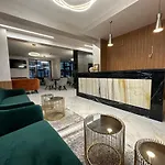 Aparthotel Emilia Romana Park 3*