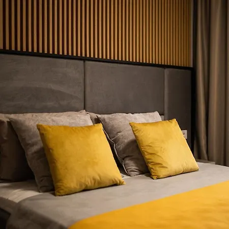 Emilia Romana Park 阳光海滩