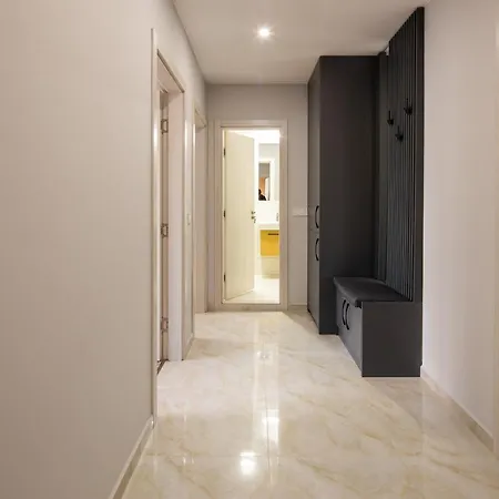 아파트호텔 Emilia Romana Park 써니비치