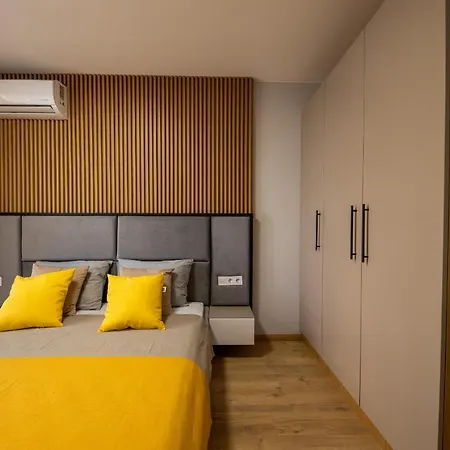 Aparthotel Emilia Romana Park 4*