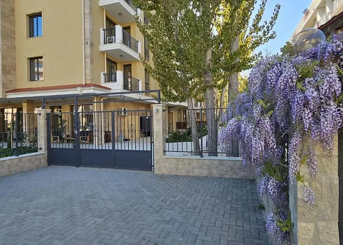 Emilia Romana Park Apartahotel