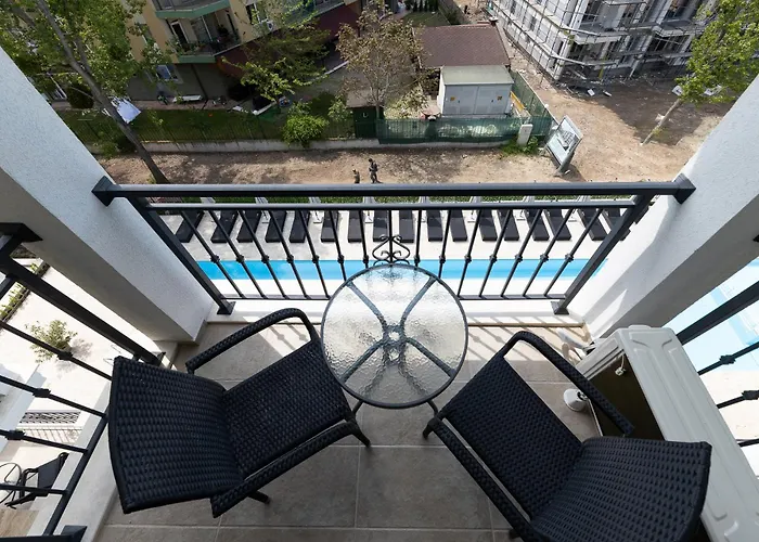 Emilia Romana Park Apartahotel 4*