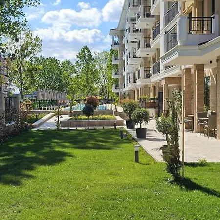 Emilia Romana Park Сонячний Берег